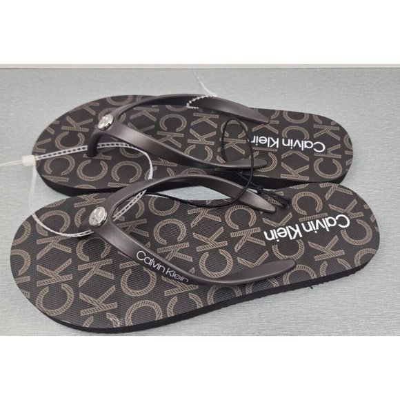 Women’s Sandals Flipflops  Size 6M Calvin klein  Brown Multi Logo Print - Picture 2 of 8